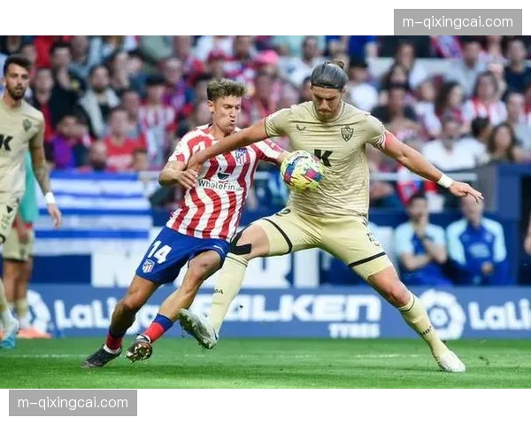 西甲第33轮：阿尔梅里亚0-3不敌巴伦西亚，保级仅剩理论可能